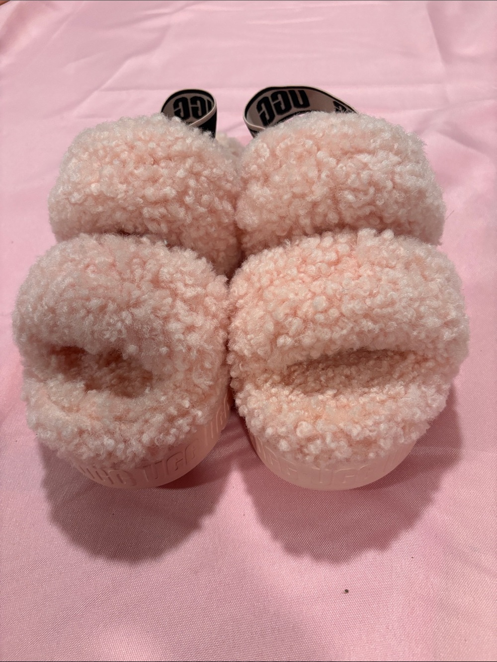 UGG Pink Sherpa Fuzzy Platform Slide Slippers Women’s 7 EU 38 NWOT